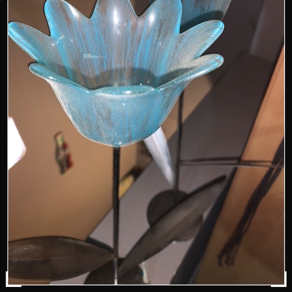 Vintage Tea Light Tulips Painted By Hand Set of Two - Picture 1 of 12